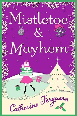 Catherine Ferguson Mistletoe and Mayhem: A cosy, chaotic Christmas read! обложка книги