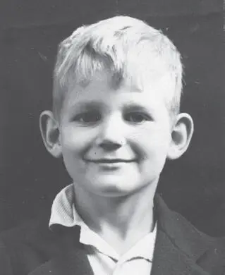 Michael 1948 School when it came confirmed his sense that the world could - фото 11