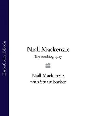 Stuart Barker Niall Mackenzie: The Autobiography обложка книги