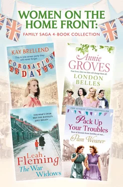 Annie Groves Women on the Home Front: Family Saga 4-Book Collection обложка книги