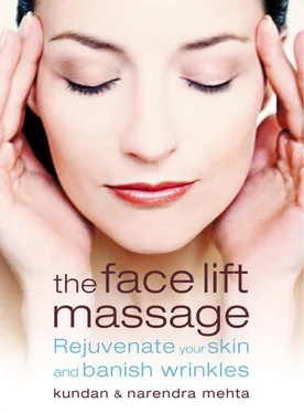 Narendra Mehta The Face Lift Massage: Rejuvenate Your Skin and Reduce Fine Lines and Wrinkles обложка книги