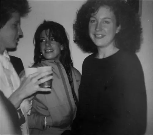 Marie at a university party during her time at Yale New Haven CT Marie on - фото 2