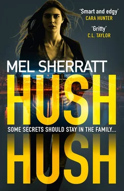 Mel Sherratt Hush Hush: From the million-copy bestseller comes the most gripping crime thriller of 2018 обложка книги