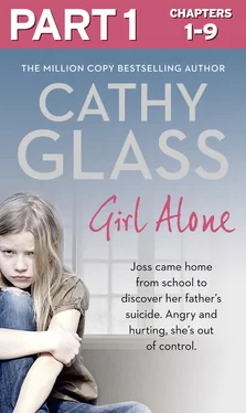 Cathy Glass Girl Alone: Part 1 of 3: Joss came home from school to discover her father’s suicide. Angry and hurting, she’s out of control. обложка книги