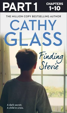 Cathy Glass Finding Stevie: Part 1 of 3: A teenager in crisis обложка книги