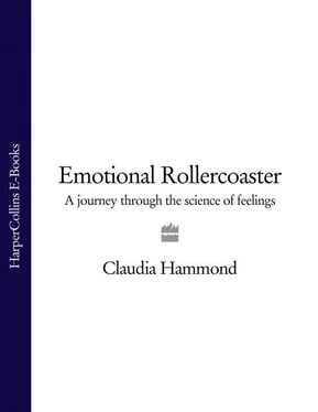 Claudia Hammond Emotional Rollercoaster: A Journey Through the Science of Feelings обложка книги