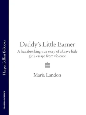 Maria Landon Daddy’s Little Earner: A heartbreaking true story of a brave little girl's escape from violence обложка книги