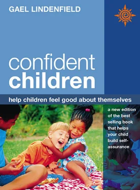 Gael Lindenfield Confident Children: Help children feel good about themselves обложка книги