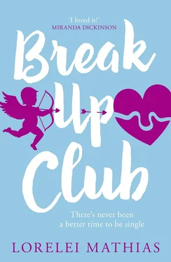 Lorelei Mathias Break-Up Club: A smart, funny novel about love and friendship обложка книги
