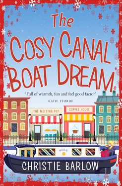 Christie Barlow The Cosy Canal Boat Dream: A funny, feel-good romantic comedy you won’t be able to put down! обложка книги