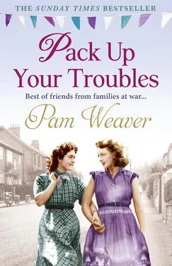 Pam Weaver Pack Up Your Troubles обложка книги