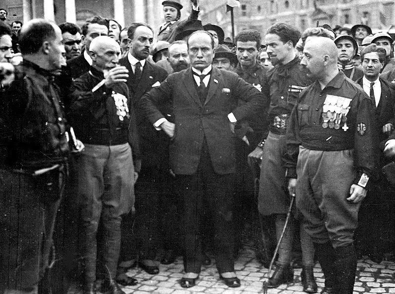 Mussolini and colleagues during the March on Rome 28 October 1922 On 24 - фото 4