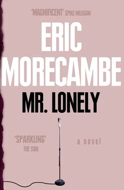 Eric Morecambe Mr Lonely обложка книги