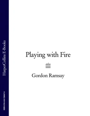 Gordon Ramsay Gordon Ramsay’s Playing with Fire обложка книги
