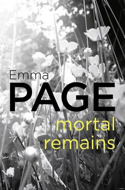 Emma Page Mortal Remains обложка книги