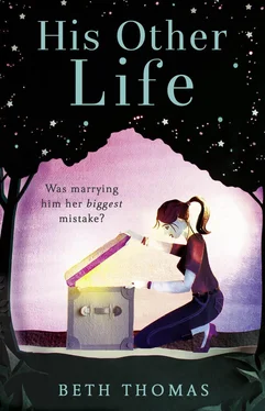 Beth Thomas His Other Life обложка книги