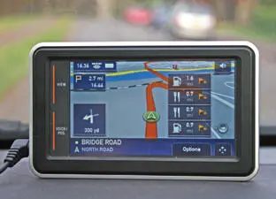 sat nav el sistema de navegación seatbelt el cinturón de seguridad - фото 14