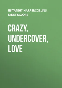 Nikki Moore Crazy, Undercover, Love обложка книги