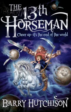 Barry Hutchison Afterworlds: The 13th Horseman обложка книги