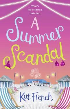 Kat French A Summer Scandal: The perfect summer read by the author of One Day in December обложка книги