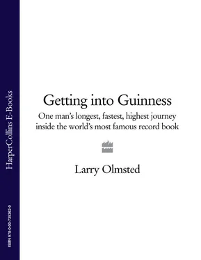 Larry Olmsted Getting into Guinness: One man’s longest, fastest, highest journey inside the world’s most famous record book обложка книги