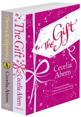 Cecelia Ahern Cecelia Ahern 2-Book Gift Collection: The Gift, Thanks for the Memories обложка книги