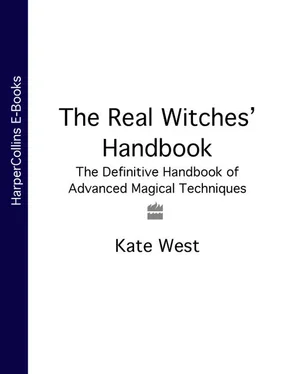 Kate West The Real Witches’ Handbook: The Definitive Handbook of Advanced Magical Techniques обложка книги