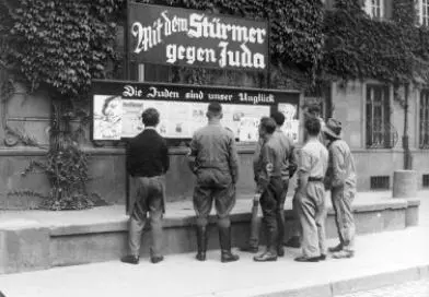 AntiSemitic propaganda in Worms 1933 Bundesarchiv Bild 133075 CCBYSA - фото 5