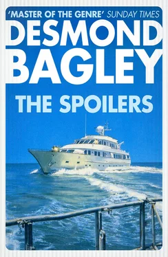Desmond Bagley The Spoilers обложка книги