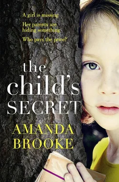 Amanda Brooke The Child’s Secret обложка книги