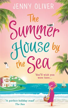 Jenny Oliver The Summerhouse by the Sea: The best selling perfect feel-good summer beach read! обложка книги