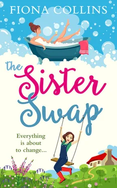 Fiona Collins The Sister Swap: the laugh-out-loud romantic comedy of the year! обложка книги
