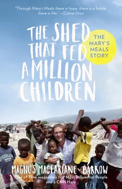 Magnus MacFarlane-Barrow The Shed That Fed a Million Children: The Mary’s Meals Story обложка книги