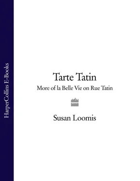 Susan Loomis Tarte Tatin: More of La Belle Vie on Rue Tatin обложка книги