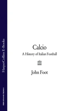 John Foot Calcio: A History of Italian Football обложка книги