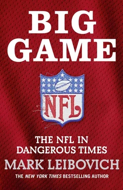 Mark Leibovich Big Game: The NFL in Dangerous Times обложка книги