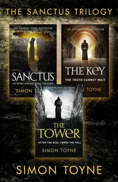 Simon Toyne Bestselling Conspiracy Thriller Trilogy: Sanctus, The Key, The Tower обложка книги