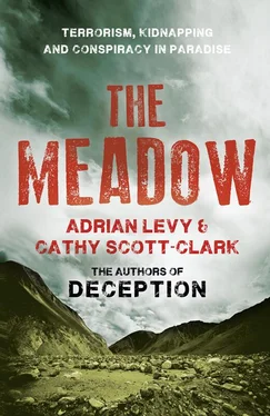 Adrian Levy The Meadow: Kashmir 1995 – Where the Terror Began обложка книги