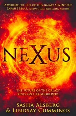 Lindsay Cummings Nexus обложка книги