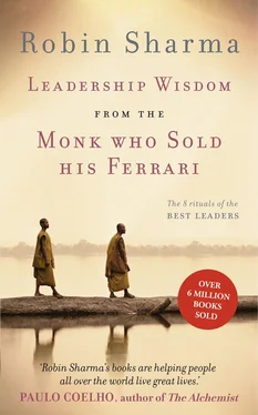 Robin Sharma Leadership Wisdom from the Monk Who Sold His Ferrari: The 8 Rituals of the Best Leaders обложка книги