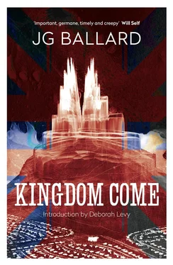 Deborah Levy Kingdom Come обложка книги