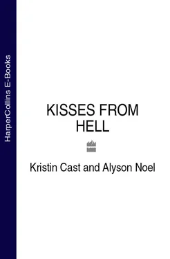 Alyson Noel KISSES FROM HELL обложка книги