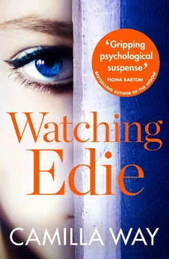 Camilla Way Watching Edie: The most unsettling psychological thriller you’ll read this year обложка книги