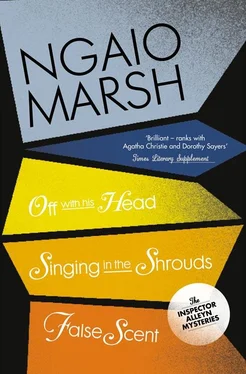 Ngaio Marsh Inspector Alleyn 3-Book Collection 7: Off With His Head, Singing in the Shrouds, False Scent обложка книги