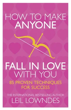 Leil Lowndes How to Make Anyone Fall in Love With You: 85 Proven Techniques for Success обложка книги