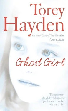 Torey Hayden Ghost Girl: The true story of a child in desperate peril – and a teacher who saved her обложка книги