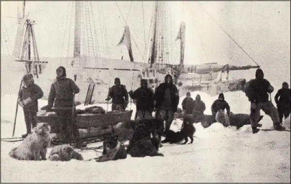 Nansen prepares to leave his ship Fram and begin his sledge journey to the - фото 5