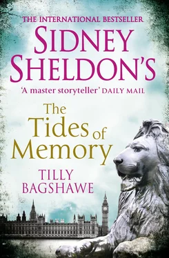 Sidney Sheldon Sidney Sheldon’s The Tides of Memory обложка книги