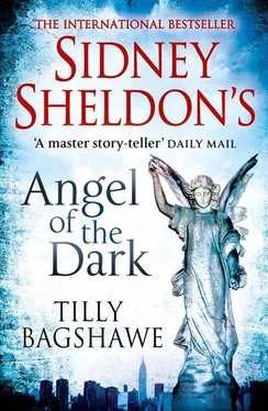 Sidney Sheldon Sidney Sheldon’s Angel of the Dark: A gripping thriller full of suspense обложка книги