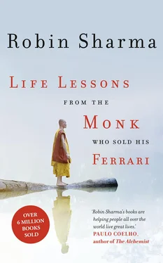 Robin Sharma Life Lessons from the Monk Who Sold His Ferrari обложка книги